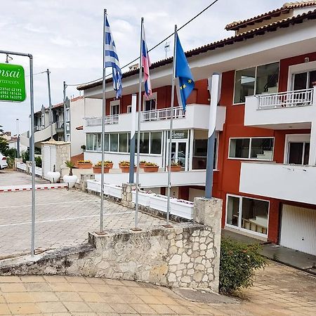 Bonsai Apartments Mola Kaliva Exterior foto