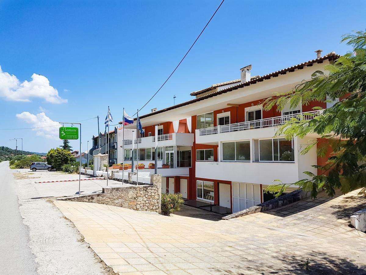 Bonsai Apartments Mola Kaliva Exterior foto