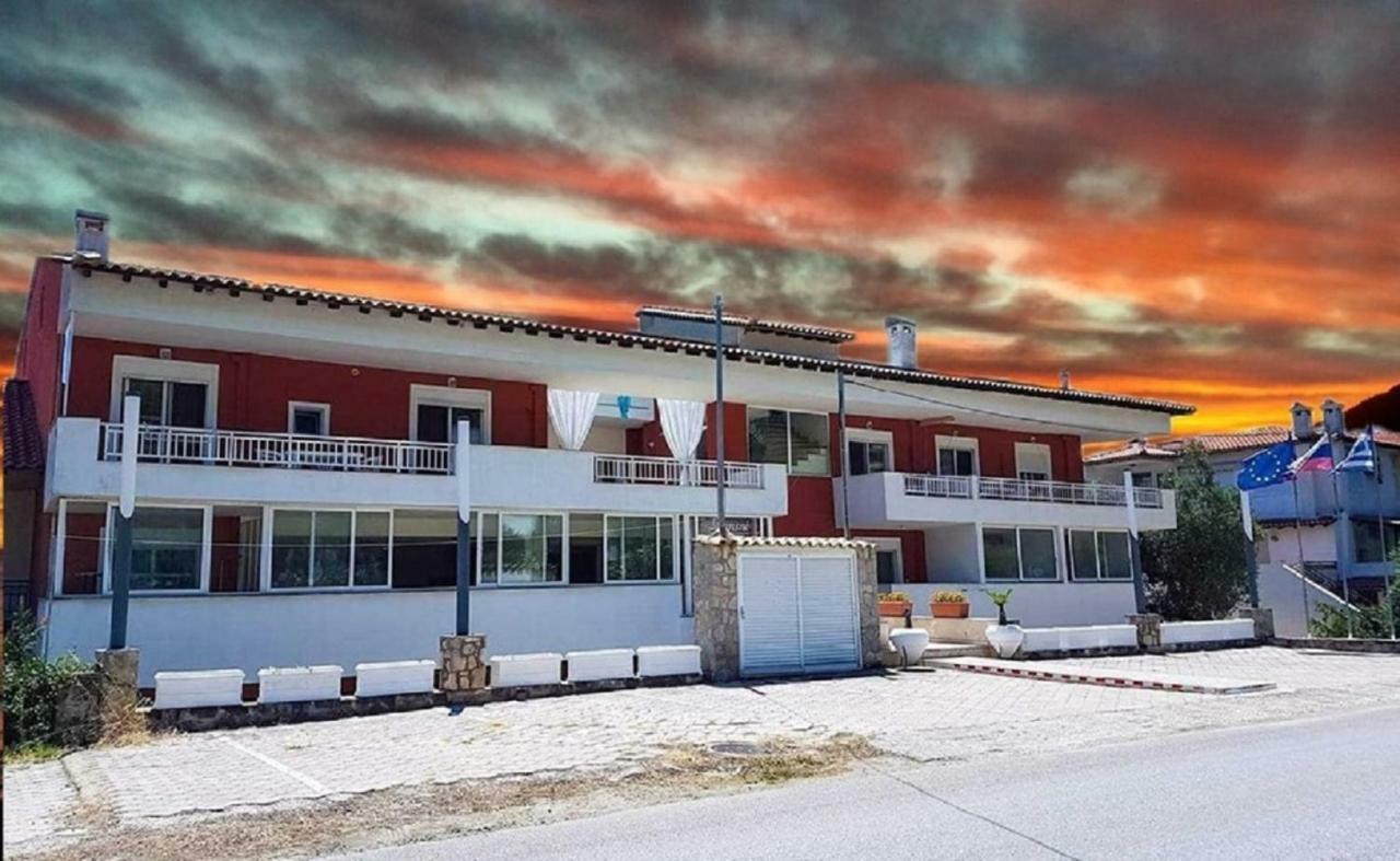Bonsai Apartments Mola Kaliva Exterior foto